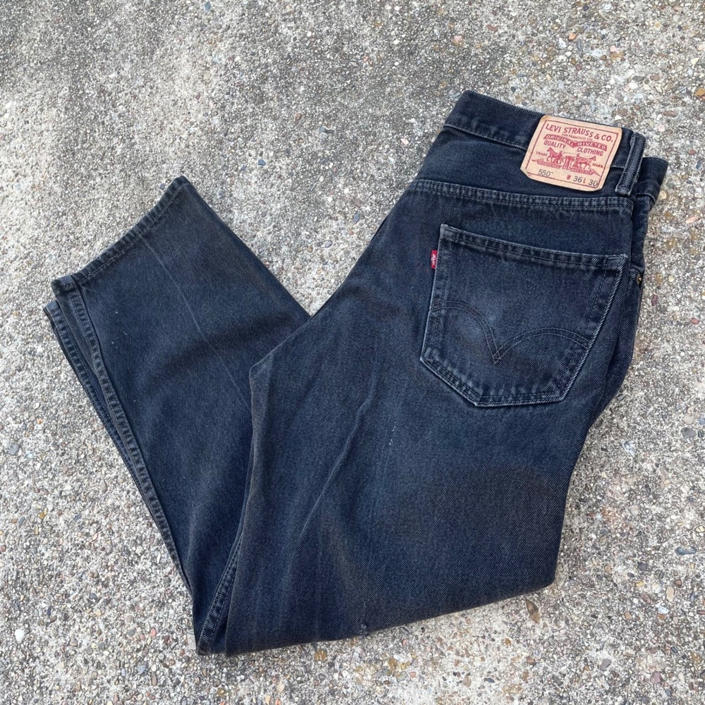 Levis 550 Relaxed Fit Jeans Faded Black Denim Mens 36x30 (Fits 34x28)